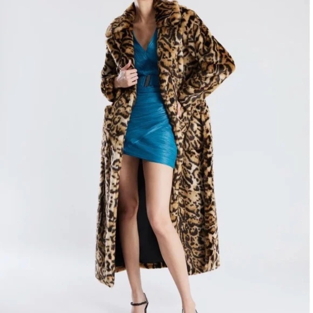 NWT Belted Leopard Faux Fur Full Length Coat!